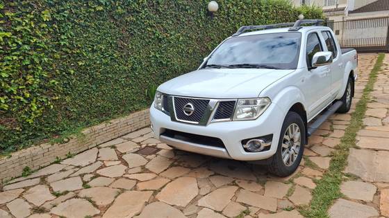 NISSAN FRONTIER 2.5 SL 4X4 CD TURBO ELETRONIC DIESEL 4P AUTOMÁTICO